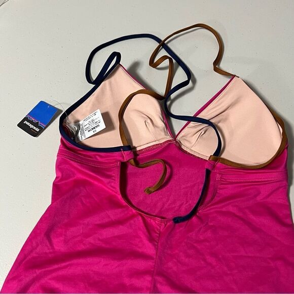 🆕 Patagonia Eiron Padded Tankini Top in Magenta - Picture 3 of 5